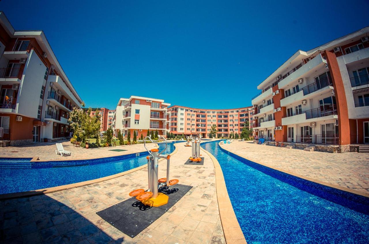 Privilege Fort Beach - Menada Apartments Elenite Kültér fotó