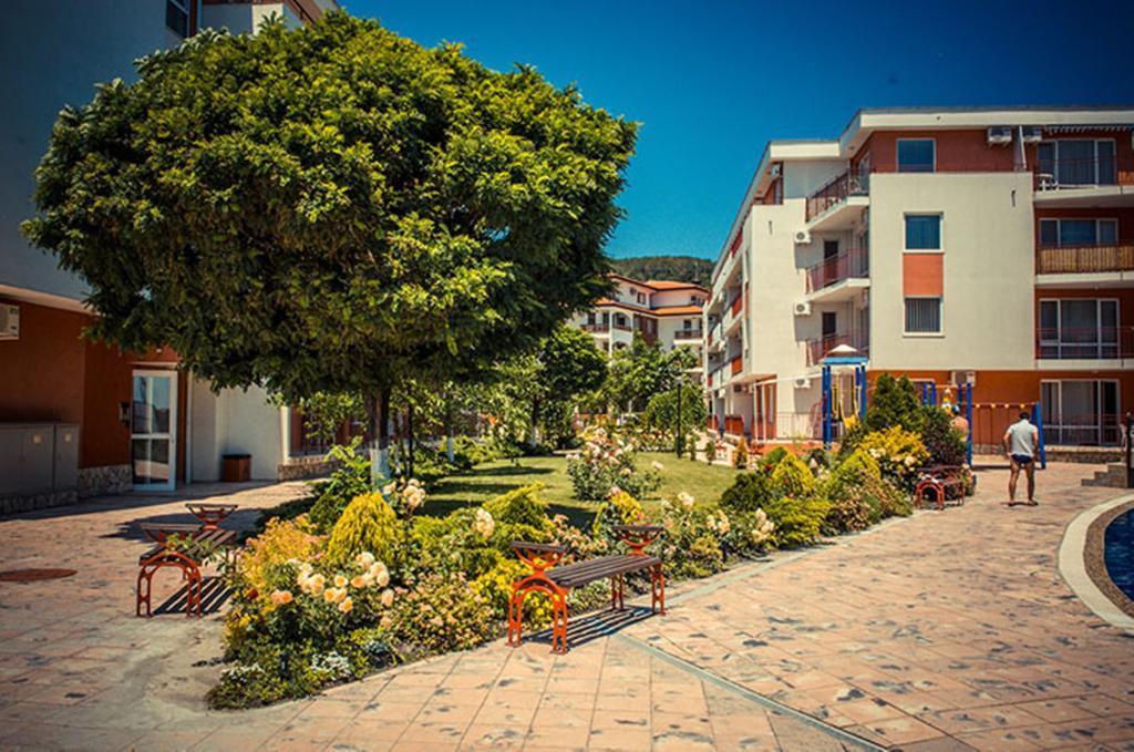 Privilege Fort Beach - Menada Apartments Elenite Kültér fotó