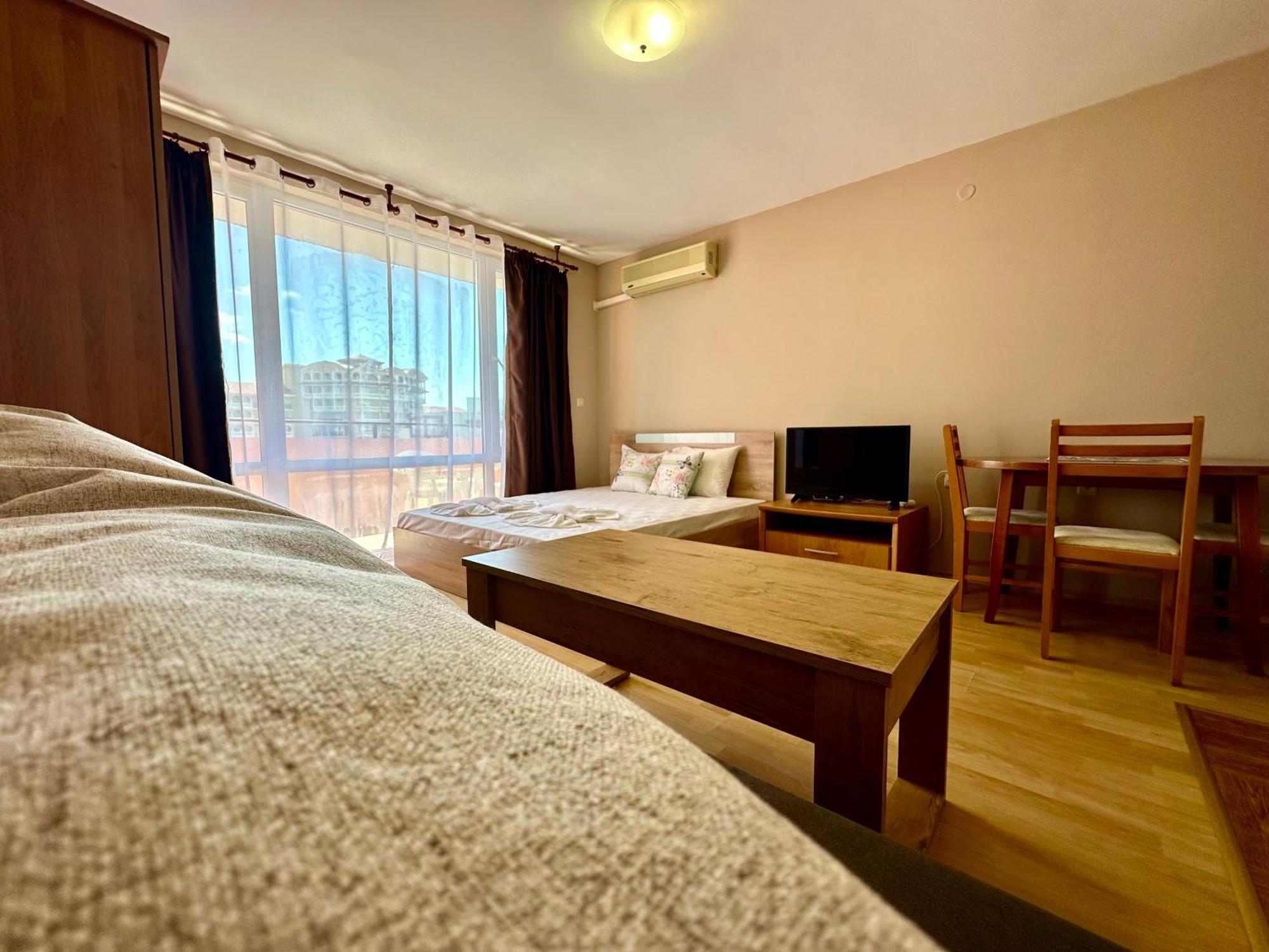 Privilege Fort Beach - Menada Apartments Elenite Kültér fotó
