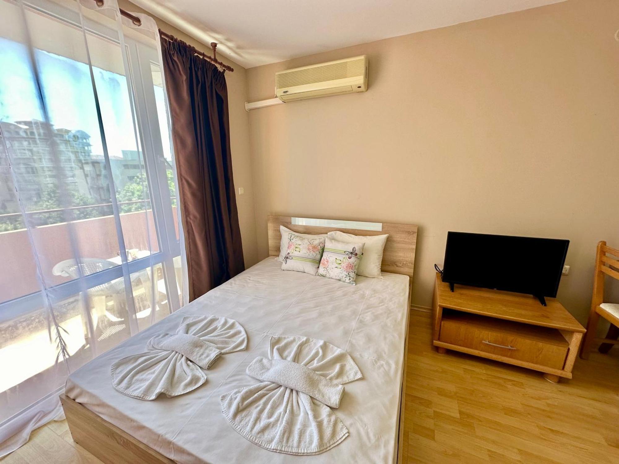 Privilege Fort Beach - Menada Apartments Elenite Kültér fotó