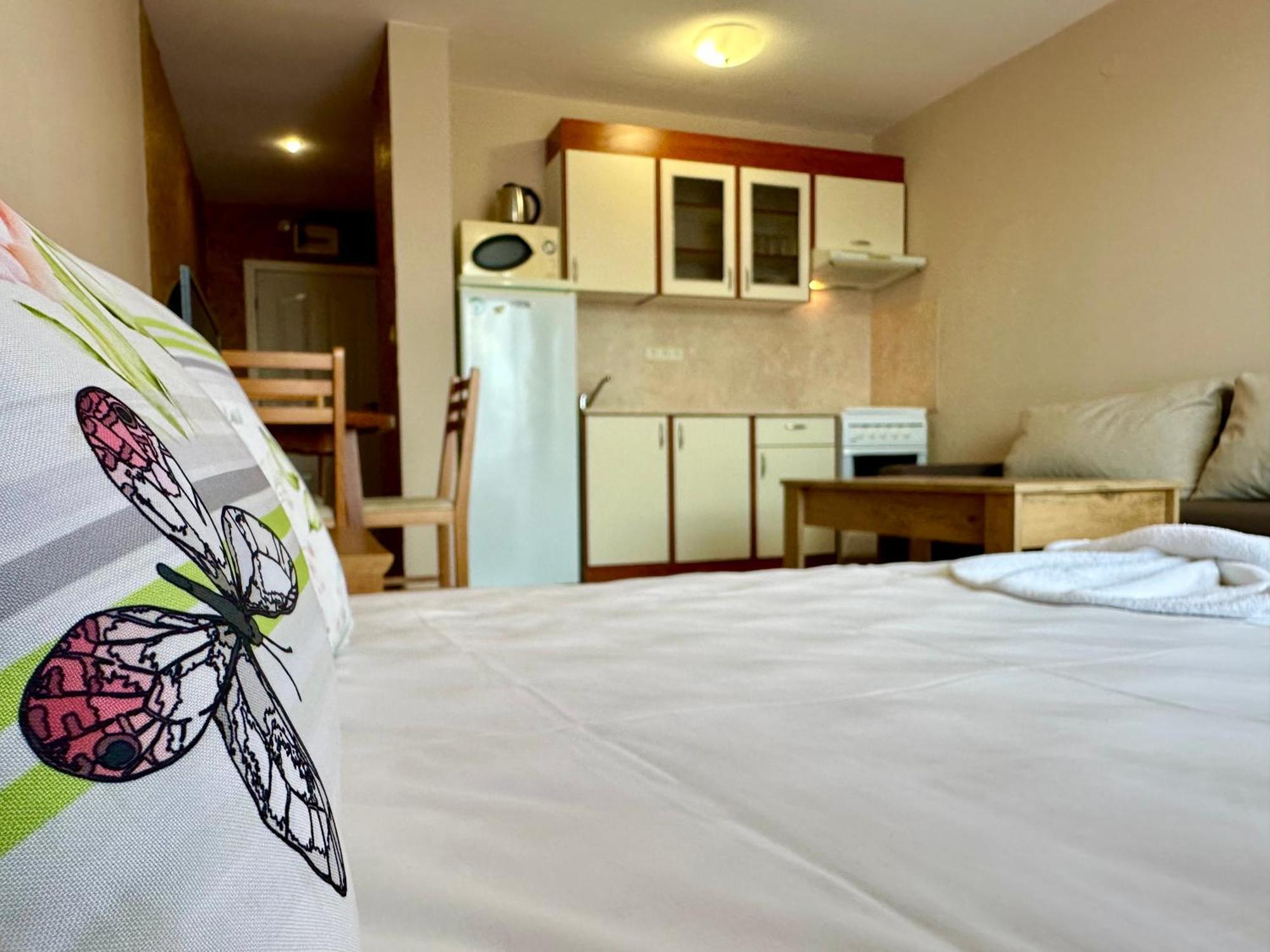 Privilege Fort Beach - Menada Apartments Elenite Kültér fotó