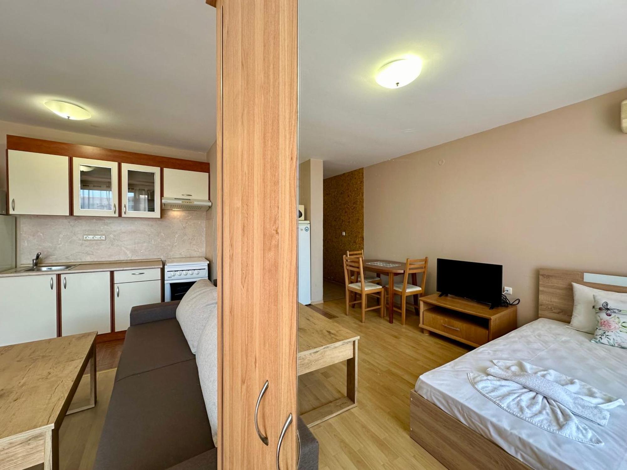 Privilege Fort Beach - Menada Apartments Elenite Kültér fotó